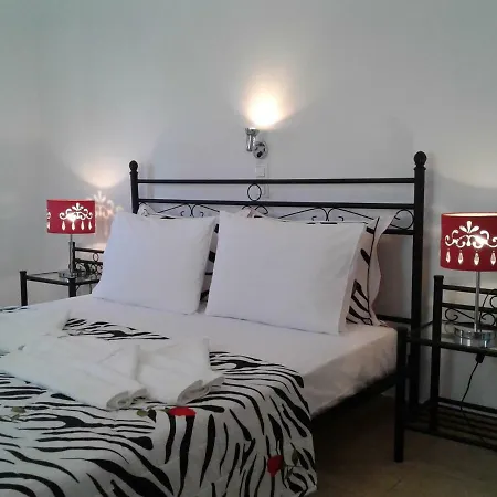 Valanies Apartment *